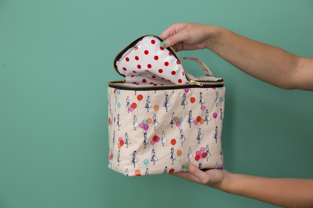 DIY fabric lunch box with insulating