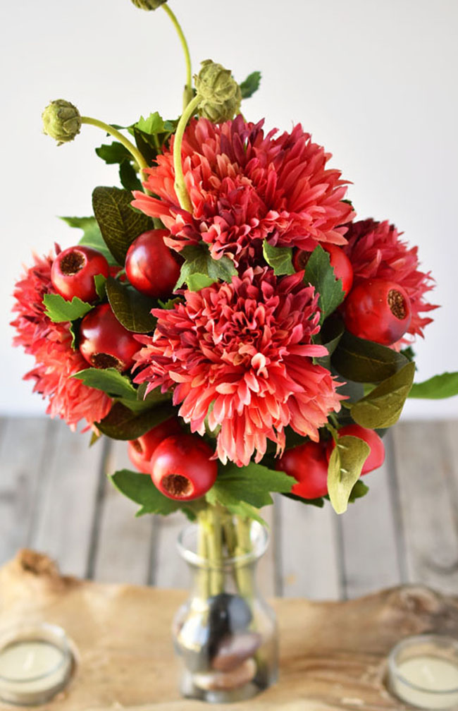 DIY super bold fall centerpiece with mums and berry pods