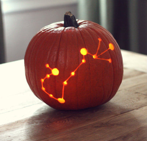 DIY Zodiac constellation pumpkin (via www.17apart.com)