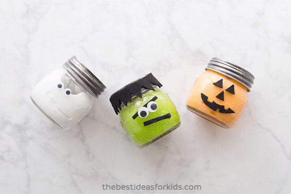 DIY Halloween slime in jars (via www.thebestideasforkids.com)