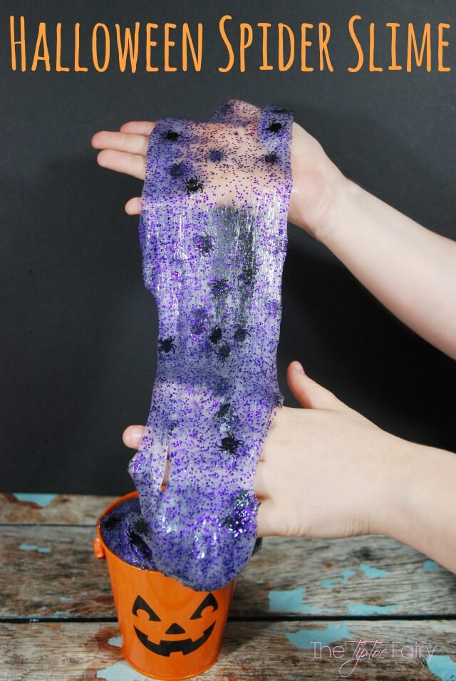 DIY translucent purple glitter slime with spiders (via thetiptoefairy.com)