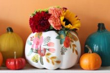 DIY floral pupmkin vases with decoupage