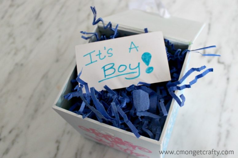 DIY decorated little box with colorful paper inside (via cmongetcrafty.com)