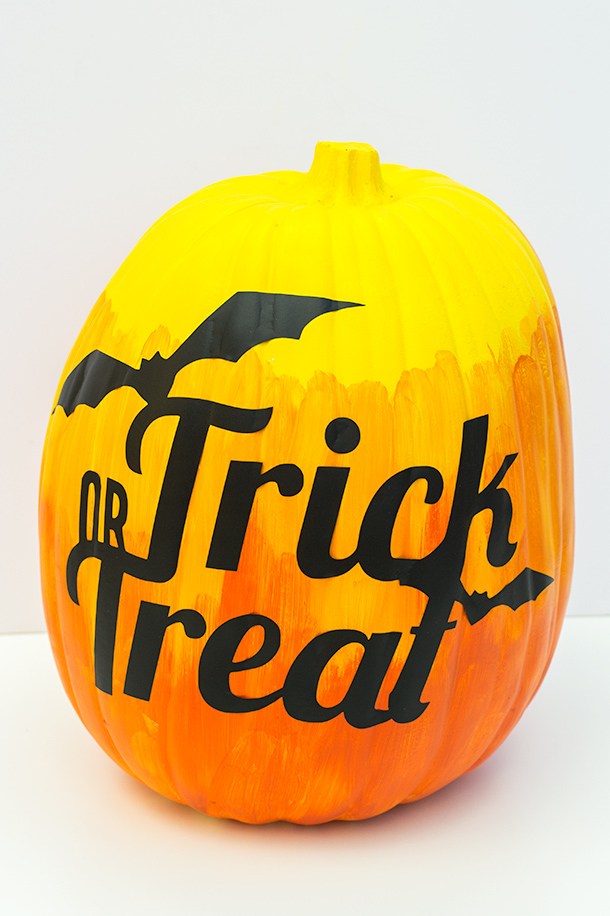 DIY ombre trick or treat Halloween pumpkin with vinyl stickers (via sarahhearts.com)