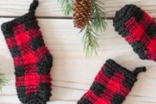 DIY crochet plaid mini stocking Christmas ornaments