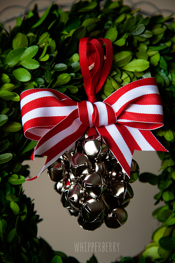 DIY jingle bell cluster Christmas ornament
