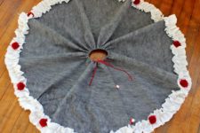 DIY draped Christmas tree skirt in grey, red and white
