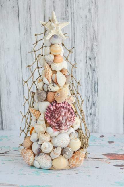 DIY seashell tabletop Christmas tree  (via www.natashalh.com)