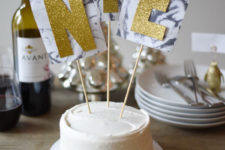 DIY marble and gold glitter New Year cake topper