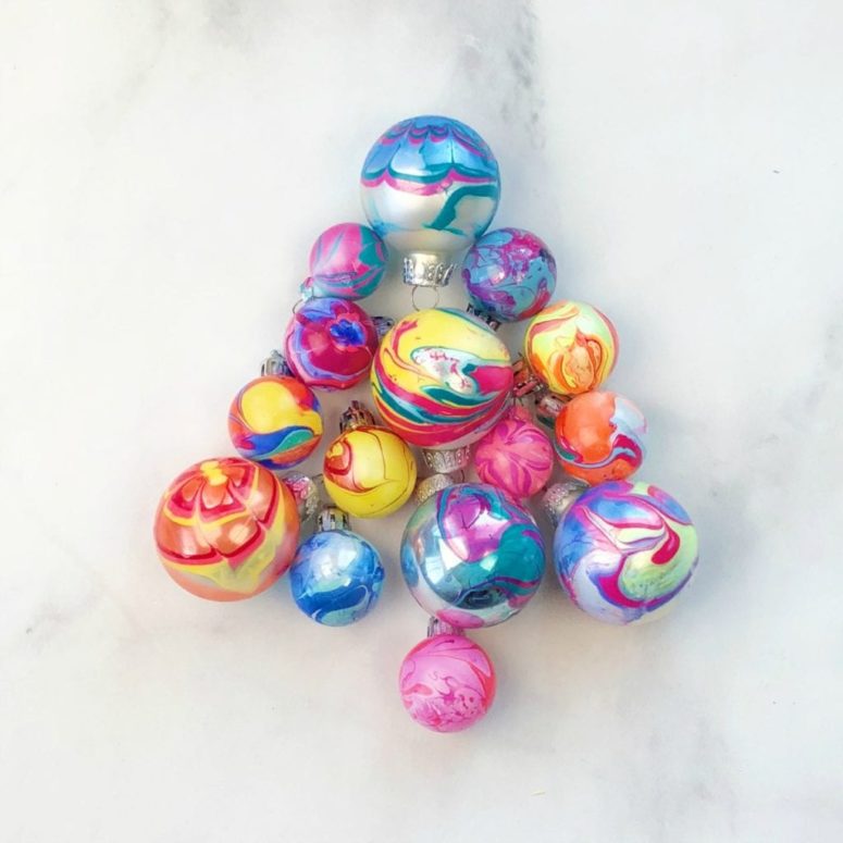 DIY super colorful marble nail polish Christmas ornaments (via colormadehappy.com)