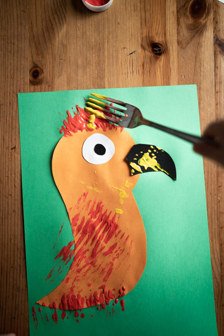 5 diy fork painted animals to make with kids cover