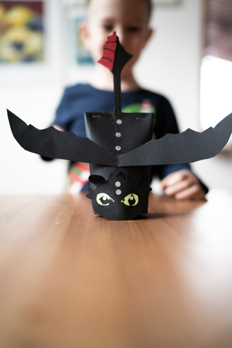 diy toothless cath the ball dragon