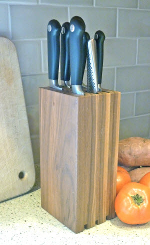 DIY stylish walnut knife block (via undefined)