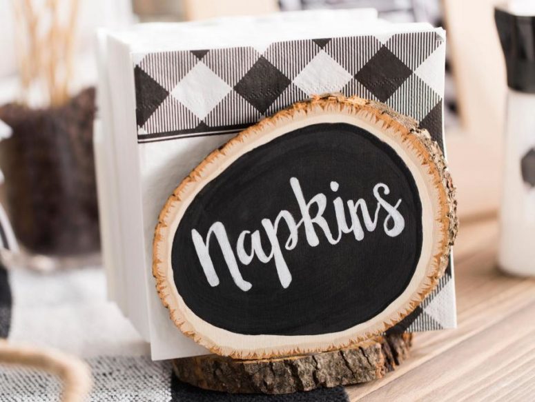 DIY wood slice chalkboard napkin holder for a rustic touch (via undefined)
