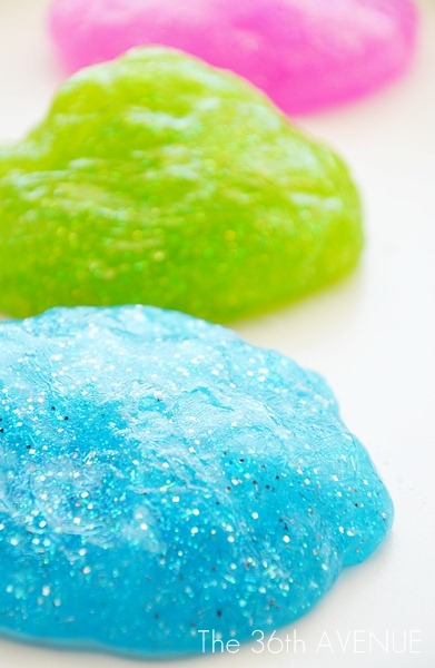 DIY neon glitter slime for summer kids' parties (via www.the36thavenue.com)
