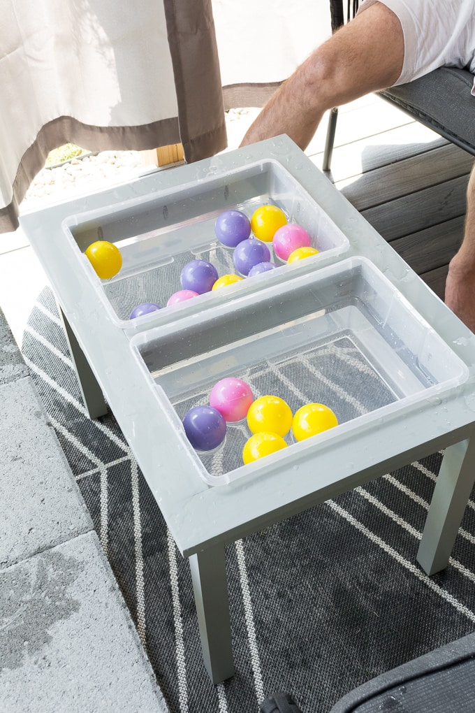 simple and fast to make DIY water table for toddlers (via www.bybrittanygoldwyn.com)