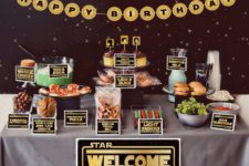 08 Star Wars birthday party will excite your young Jedi and his guests will be amazed, too