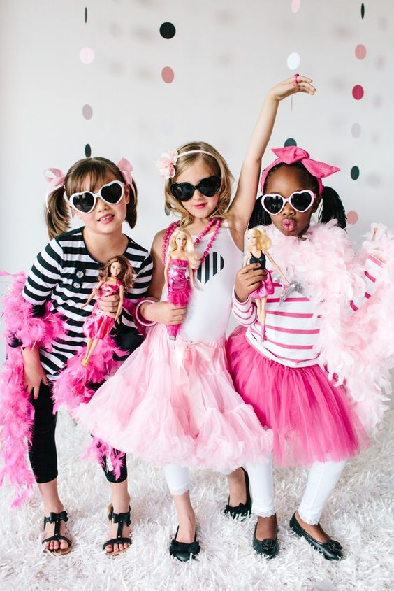 Barbie inspired birthday party in black, white and pink is a timeless idea for girls who love glam