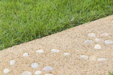 DIY simple and neutral stepping stones with patterns
