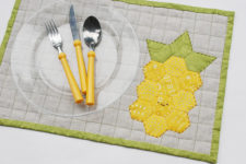 DIY hexagon pineapple placemat for summer