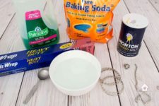 DIY jewelry cleaner using salt and soda