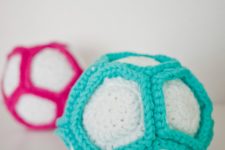 DIY colorful crochet rattle ball