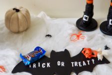 DIY trick or treat bat tray for Halloween