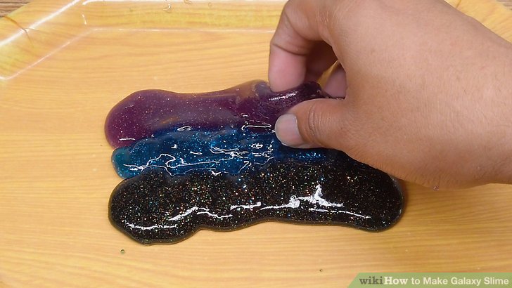 DIY dark glitter galaxy slime (via www.wikihow.com)