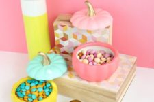 25 make some color block faux pumpkin candy dishes for your cool Halloween candy bar