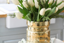 DIY simple and inexpensive floral winter centerpiece