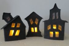 DIY creepy house Halloween luminaries