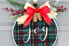 DIY tartan Christmas embroidery hoop wreath with pinecones