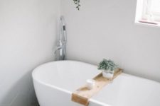 17 an oval free-standing bathtub is what you need to soak and relax very well