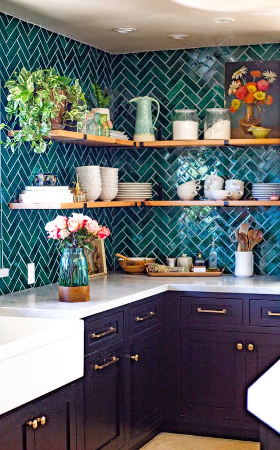 76 Colorful Kitchen Backsplashes To Enliven The Space - Shelterness