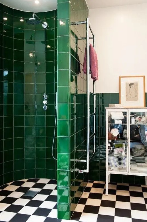 glossy emerald tiles to highlight the shower zone add a colorful touch and make the look bolder