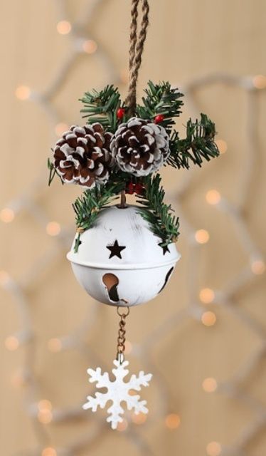 5pcs Christmas Bell Tree Baubles Light Decoration Ornaments Glitter Bells T1C3 