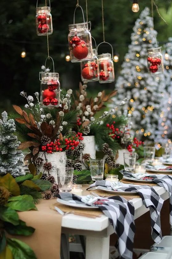 89 Most Beautiful And Tasteful Christmas Tablescapes - Shelterness