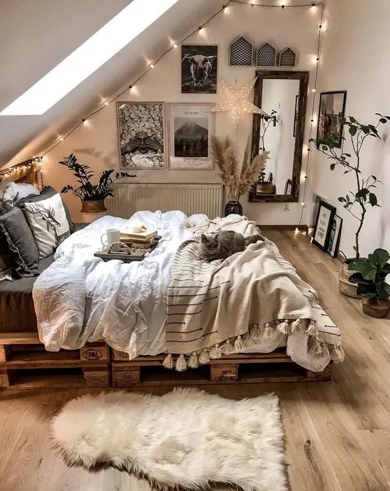 86 Small Bedrooms That Are Chic And Cozy - Shelterness