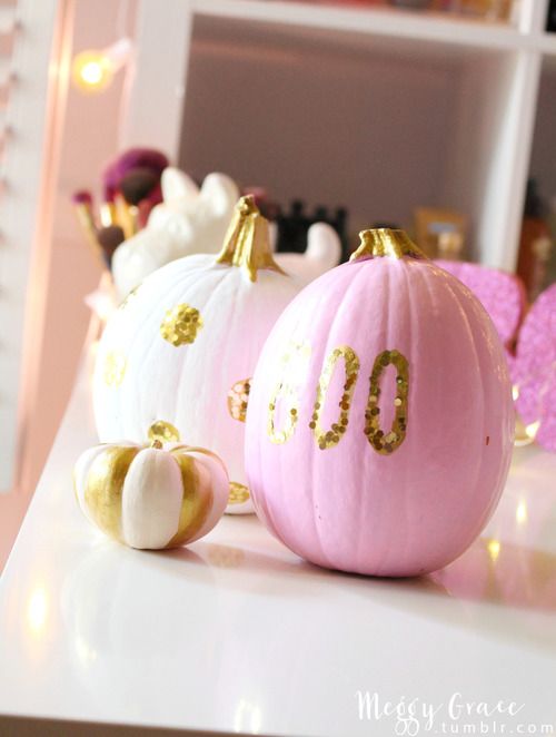 white, gold and pink pumpkins for Halloween styling are amazing and shiny and will look outstanding in your space