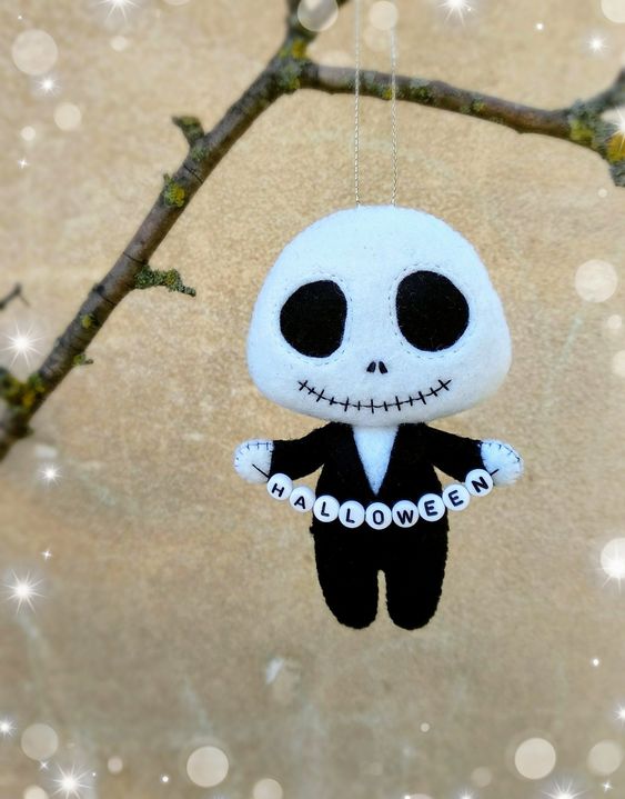 a Nightmare Before Christmas inspired Halloween ornament in black and white is a very fresh and cool solution for decor