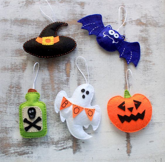 super pretty and colorful Halloween felt ornaments are amazing, you may go for them any time you want sewing them according to the tutorials