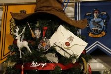 21 a Harry Potter themed Christmas tree topped with Sorting Hat is a fantastic idea perfectly style for the holidays