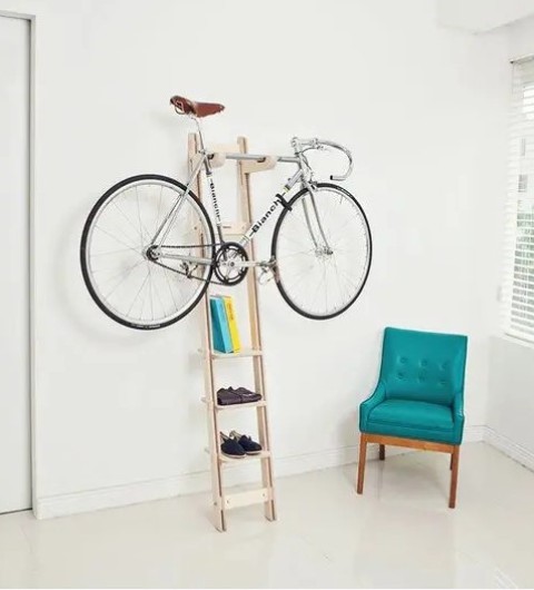 a comfortable and lightweight bike holder with additional storage and a bike on top is a great idea to store your piece anywhere