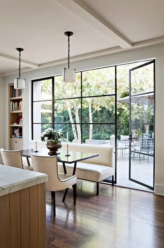 floor to ceiling windows awith additional doors re the best idea to connect indoors to outdoors and enjoy the views