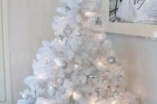 a cute, simple, white christmas tree