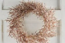 20 a jaw-dropping shiny copper wreath is a fantastic idea for Christmas as it will add a touch of shine and will add a soft touch of color