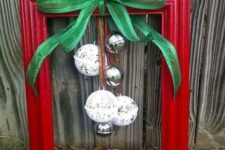 a lovely DIY Christmas wreath idea