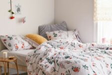 41 floral bedding with a bit of bold accents is right what you need for spring and summer to create a mood in your bedroom