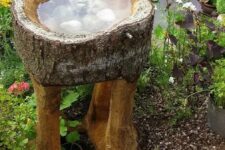 07 a stand with a bird bath made of a tree stump is a lovely idea for a rustic garden, you can make one easily