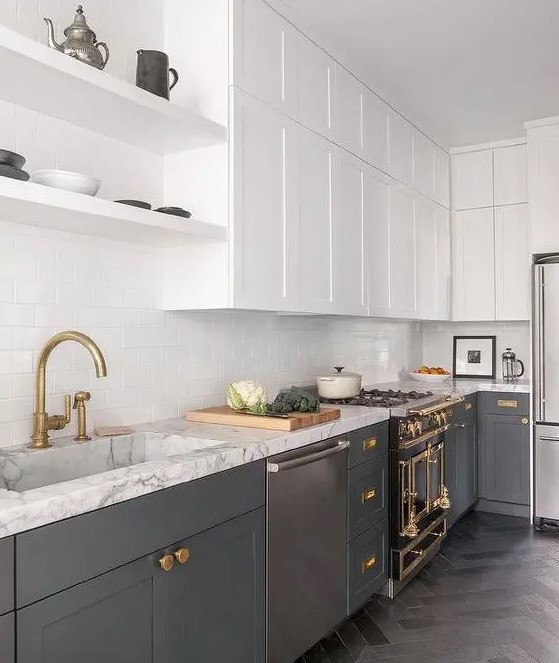 white upper cabinets and grey ones create a chic conctrast and the kitchen looks bigger and more ethereal